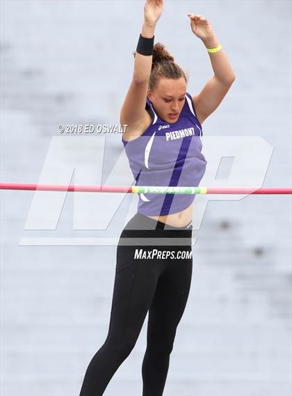 Thumbnail 3 in CIF NCS Meet of Champions (Pole Vault) photogallery.