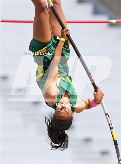 Thumbnail 1 in CIF NCS Meet of Champions (Pole Vault) photogallery.
