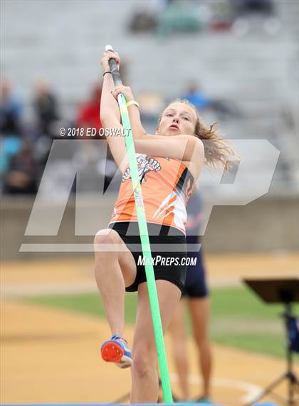 Thumbnail 1 in CIF NCS Meet of Champions (Pole Vault) photogallery.