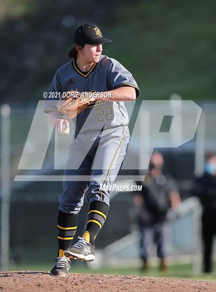 Thumbnail 1 in Del Oro @ Vista del Lago photogallery.
