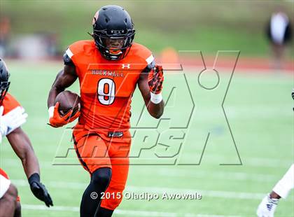 Thumbnail 1 in Lee @ Rockwall photogallery.