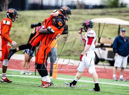 Thumbnail 3 in Lee @ Rockwall photogallery.
