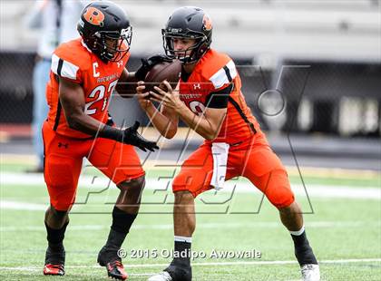 Thumbnail 2 in Lee @ Rockwall photogallery.