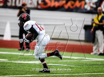 Thumbnail 3 in Lee @ Rockwall photogallery.