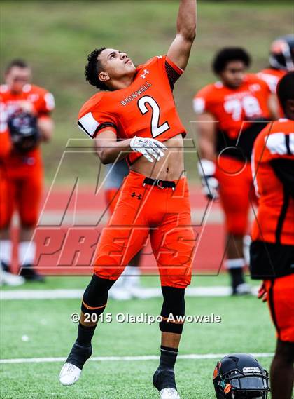 Thumbnail 2 in Lee @ Rockwall photogallery.
