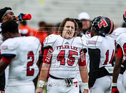 Thumbnail 1 in Lee @ Rockwall photogallery.