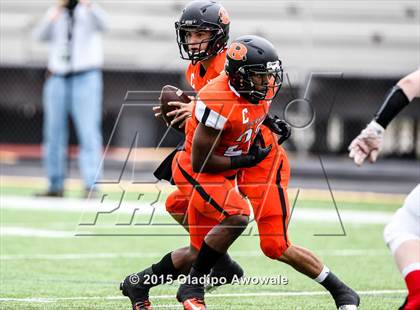 Thumbnail 1 in Lee @ Rockwall photogallery.