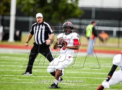 Thumbnail 1 in Lee @ Rockwall photogallery.