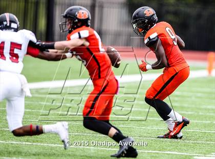 Thumbnail 2 in Lee @ Rockwall photogallery.