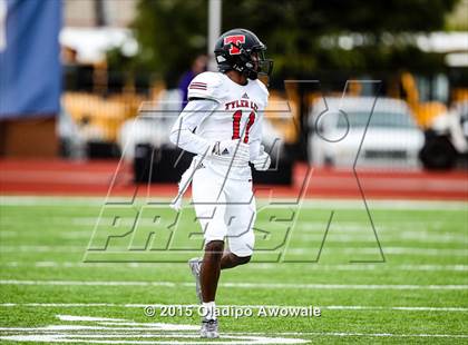 Thumbnail 3 in Lee @ Rockwall photogallery.