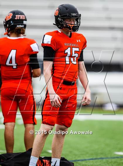 Thumbnail 3 in Lee @ Rockwall photogallery.