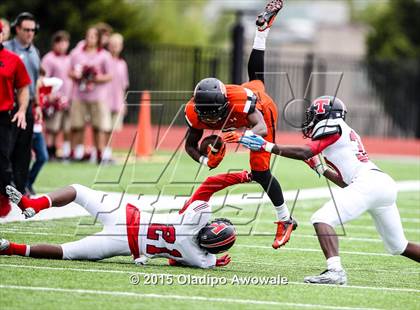 Thumbnail 2 in Lee @ Rockwall photogallery.