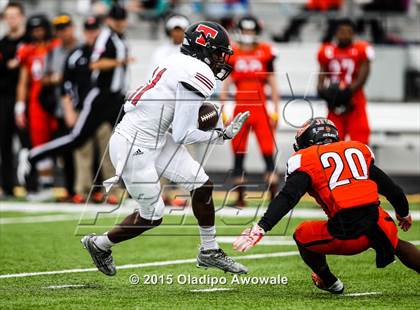 Thumbnail 1 in Lee @ Rockwall photogallery.