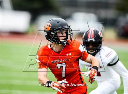 Thumbnail 2 in Lee @ Rockwall photogallery.