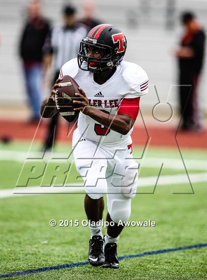 Thumbnail 1 in Lee @ Rockwall photogallery.