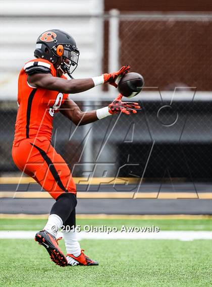 Thumbnail 2 in Lee @ Rockwall photogallery.