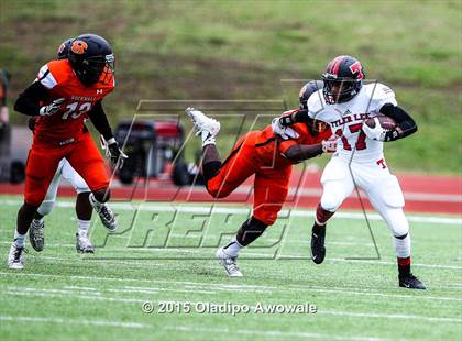 Thumbnail 3 in Lee @ Rockwall photogallery.