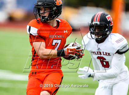 Thumbnail 2 in Lee @ Rockwall photogallery.