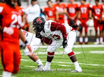 Thumbnail 3 in Lee @ Rockwall photogallery.