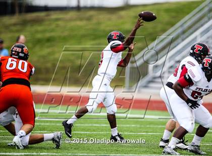 Thumbnail 2 in Lee @ Rockwall photogallery.