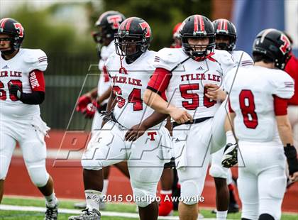 Thumbnail 2 in Lee @ Rockwall photogallery.