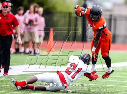 Thumbnail 3 in Lee @ Rockwall photogallery.
