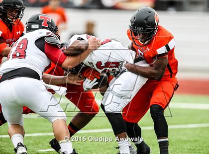 Thumbnail 2 in Lee @ Rockwall photogallery.