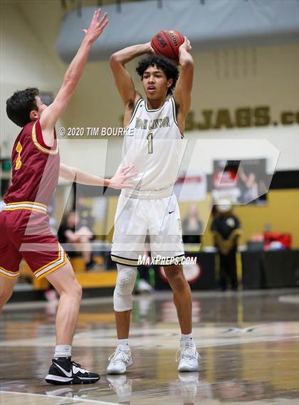 Thumbnail 3 in Rocky Mountain @ Rock Canyon (CHSAA 5A Round 1 Playoff) photogallery.