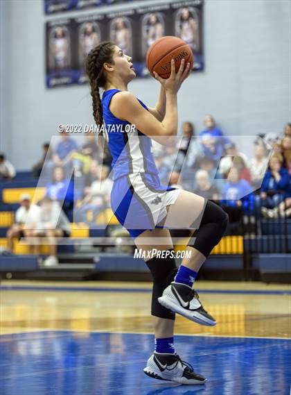 Thumbnail 2 in Cisco vs Windthorst (Region II-2A Bi-District) photogallery.