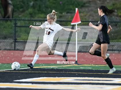 Thumbnail 2 in Mountain View vs. Saint Francis (CIFCCS Open Div. Final) photogallery.