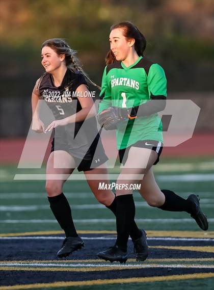 Thumbnail 1 in Mountain View vs. Saint Francis (CIFCCS Open Div. Final) photogallery.