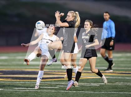 Thumbnail 2 in Mountain View vs. Saint Francis (CIFCCS Open Div. Final) photogallery.