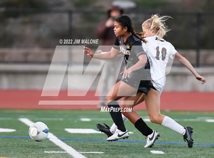 Thumbnail 2 in Mountain View vs. Saint Francis (CIFCCS Open Div. Final) photogallery.