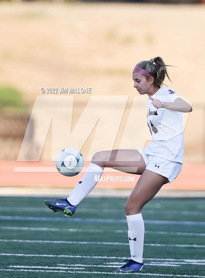 Thumbnail 3 in Mountain View vs. Saint Francis (CIFCCS Open Div. Final) photogallery.
