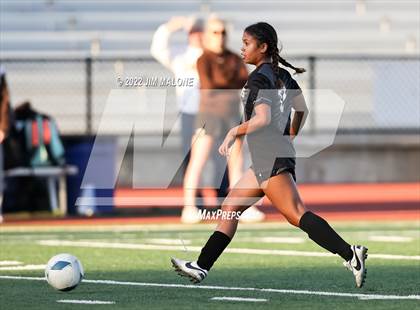 Thumbnail 1 in Mountain View vs. Saint Francis (CIFCCS Open Div. Final) photogallery.