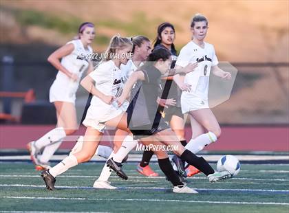 Thumbnail 3 in Mountain View vs. Saint Francis (CIFCCS Open Div. Final) photogallery.