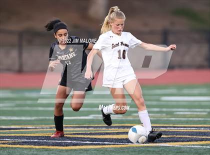 Thumbnail 1 in Mountain View vs. Saint Francis (CIFCCS Open Div. Final) photogallery.