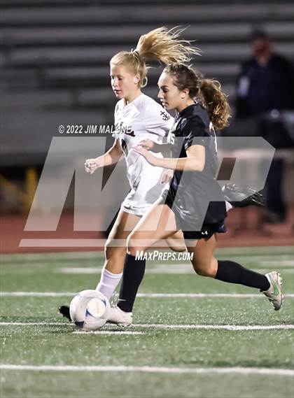 Thumbnail 2 in Mountain View vs. Saint Francis (CIFCCS Open Div. Final) photogallery.