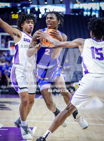 Thumbnail 1 in Christian Brothers vs. Sacramento (CIF SJS D-3 Final) photogallery.