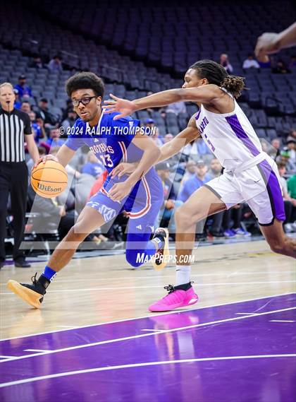 Thumbnail 3 in Christian Brothers vs. Sacramento (CIF SJS D-3 Final) photogallery.