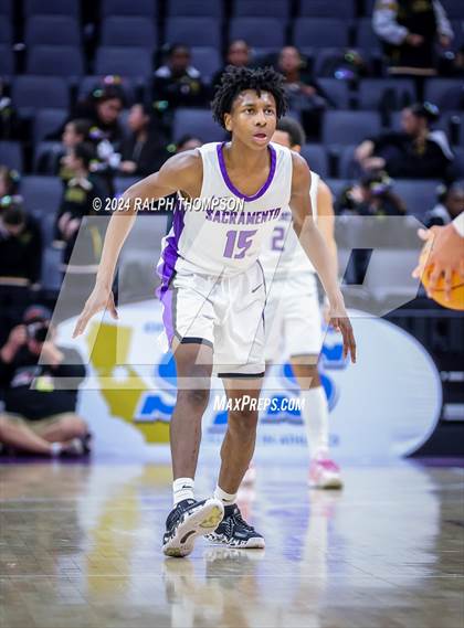 Thumbnail 2 in Christian Brothers vs. Sacramento (CIF SJS D-3 Final) photogallery.