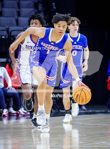 Thumbnail 2 in Christian Brothers vs. Sacramento (CIF SJS D-3 Final) photogallery.