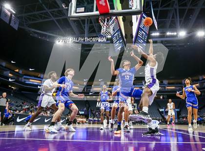 Thumbnail 2 in Christian Brothers vs. Sacramento (CIF SJS D-3 Final) photogallery.