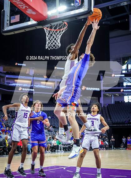 Thumbnail 3 in Christian Brothers vs. Sacramento (CIF SJS D-3 Final) photogallery.