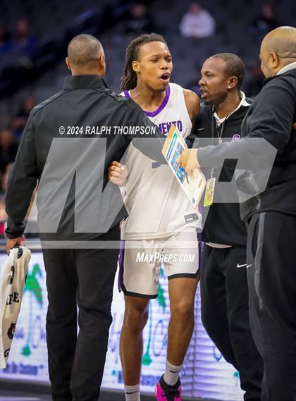 Thumbnail 2 in Christian Brothers vs. Sacramento (CIF SJS D-3 Final) photogallery.