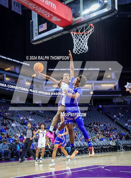 Thumbnail 3 in Christian Brothers vs. Sacramento (CIF SJS D-3 Final) photogallery.
