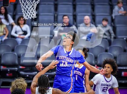 Thumbnail 2 in Christian Brothers vs. Sacramento (CIF SJS D-3 Final) photogallery.