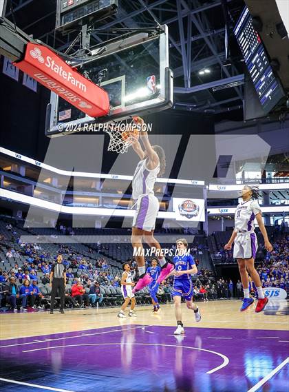 Thumbnail 1 in Christian Brothers vs. Sacramento (CIF SJS D-3 Final) photogallery.