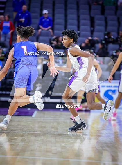 Thumbnail 3 in Christian Brothers vs. Sacramento (CIF SJS D-3 Final) photogallery.