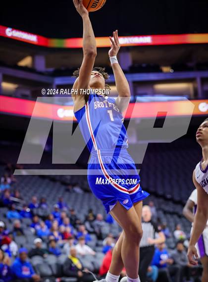 Thumbnail 1 in Christian Brothers vs. Sacramento (CIF SJS D-3 Final) photogallery.